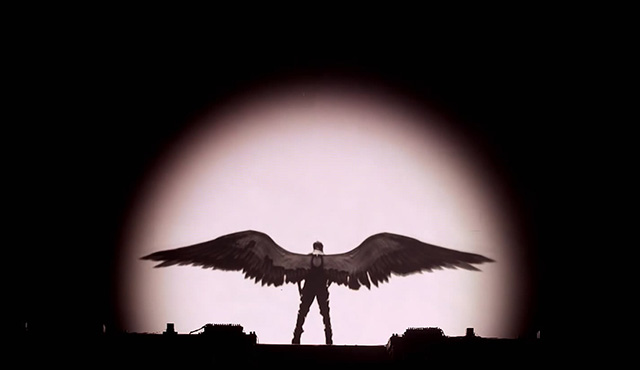 Justin Bieber angyalként száll le közénk