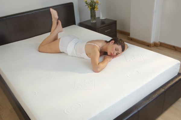 Megoldás a hátfájásra, avagy hogyan válaszd ki a megfelelő matracot | JYSK