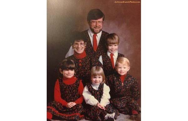 29 totál bizarr családi fotó, amitől zavarba jössz 