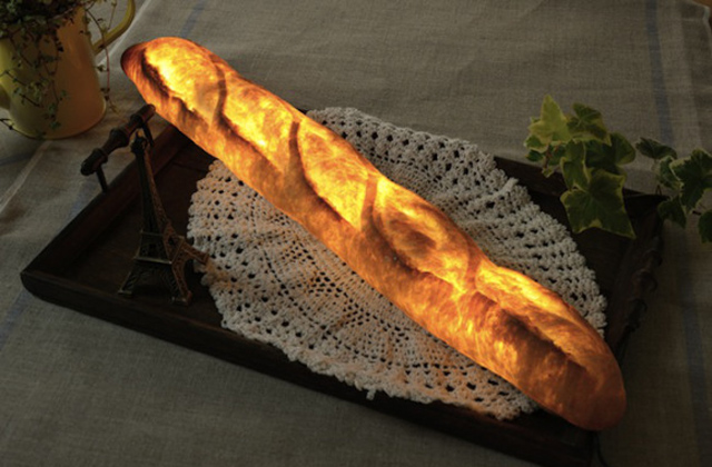 Itt a világító kenyér! - fotók
