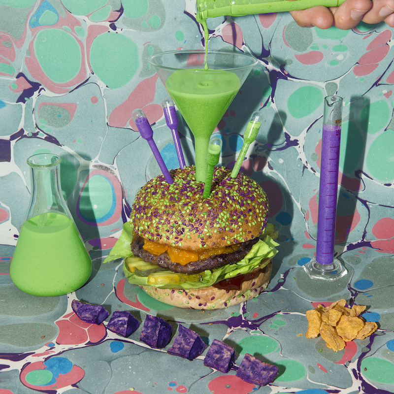 Hamburger 12 szerepben - bizarr ételfotók