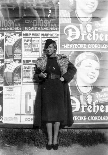 15 magyar utcaidivat-fotó a harmincas évekből