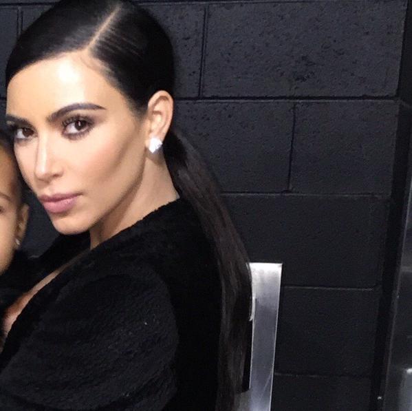 Így áldozta fel hiúsága oltárán kislányát Kim Kardashian
