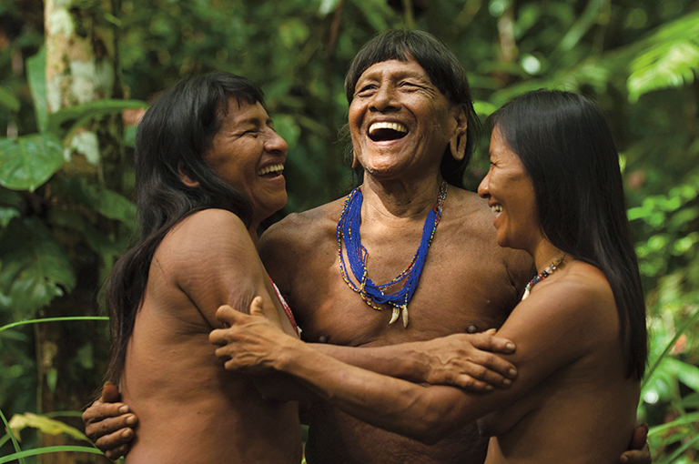 A becslések szerint Amazóniában legalább 100 törzsi csoport él rejtőzködve – törzsi kultúráját megőrizve