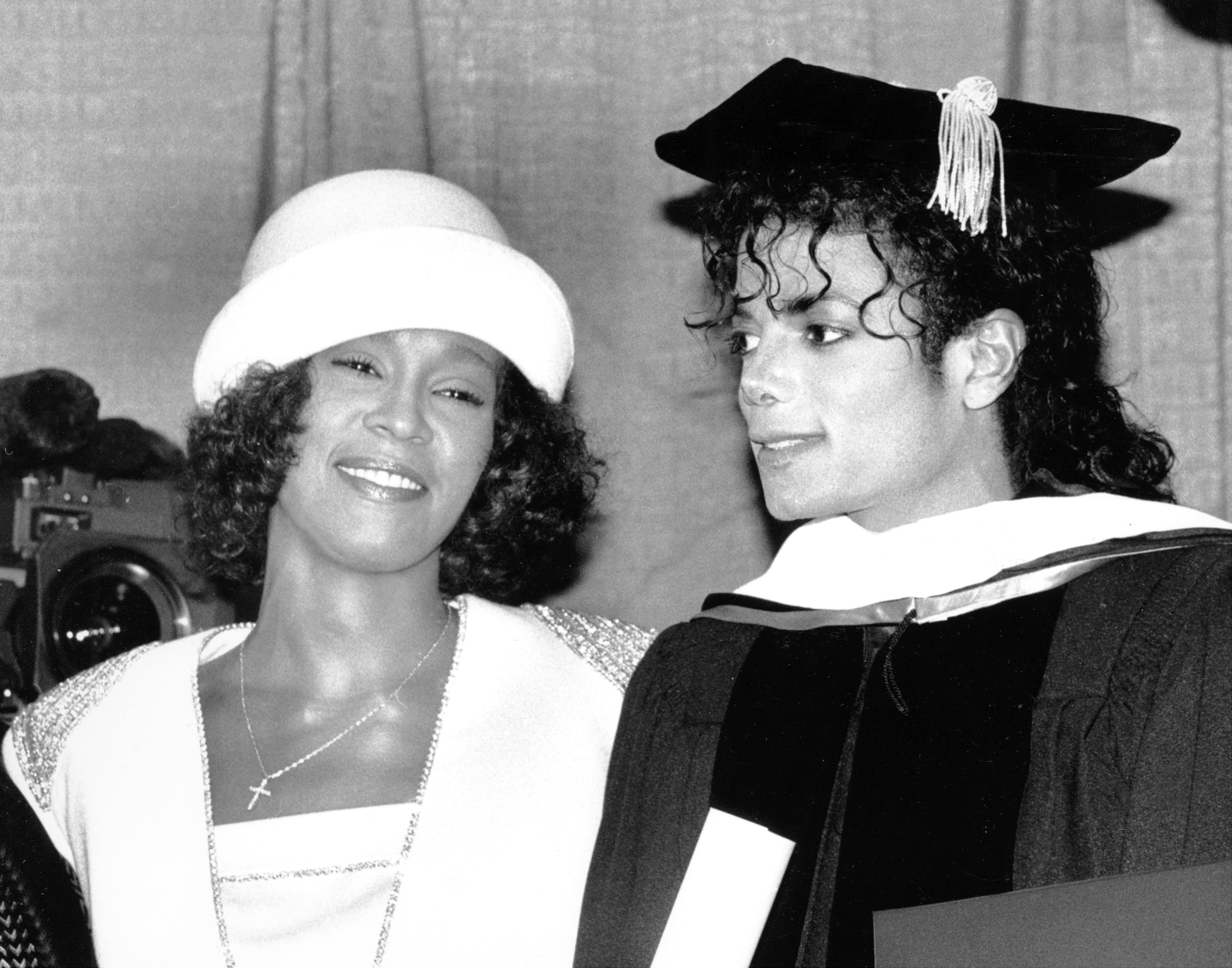 Három éve halt meg Whitney Houston - Soha nem látott képek az énekesnő életéből