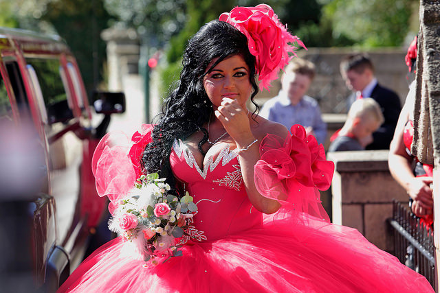 8 menyasszonyi ruha a Bazi nagy amerikai roma lagzi sorozatból, amit látnod kell