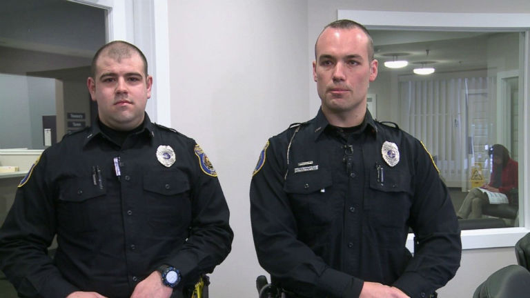 Két Michigani rendőrért rajong a világ