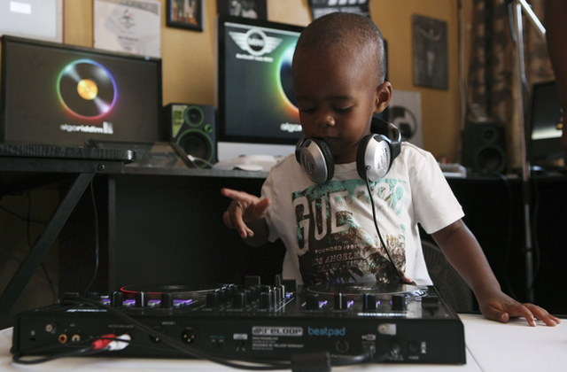 Ő a világ legfiatalabb DJ-je