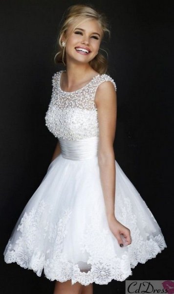 20 csodás rövid menyasszonyi ruha