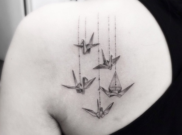 Origami, világűr, vektorok: itt az új tetoválástrend