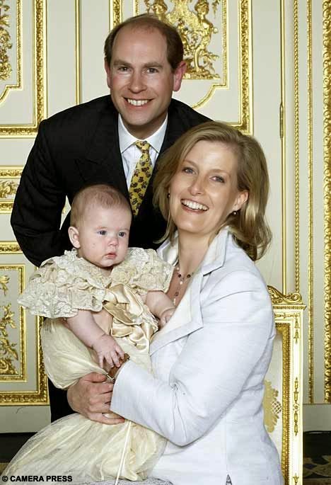 Charlotte hercegnő és a többiek - az első képek a királyi babákról