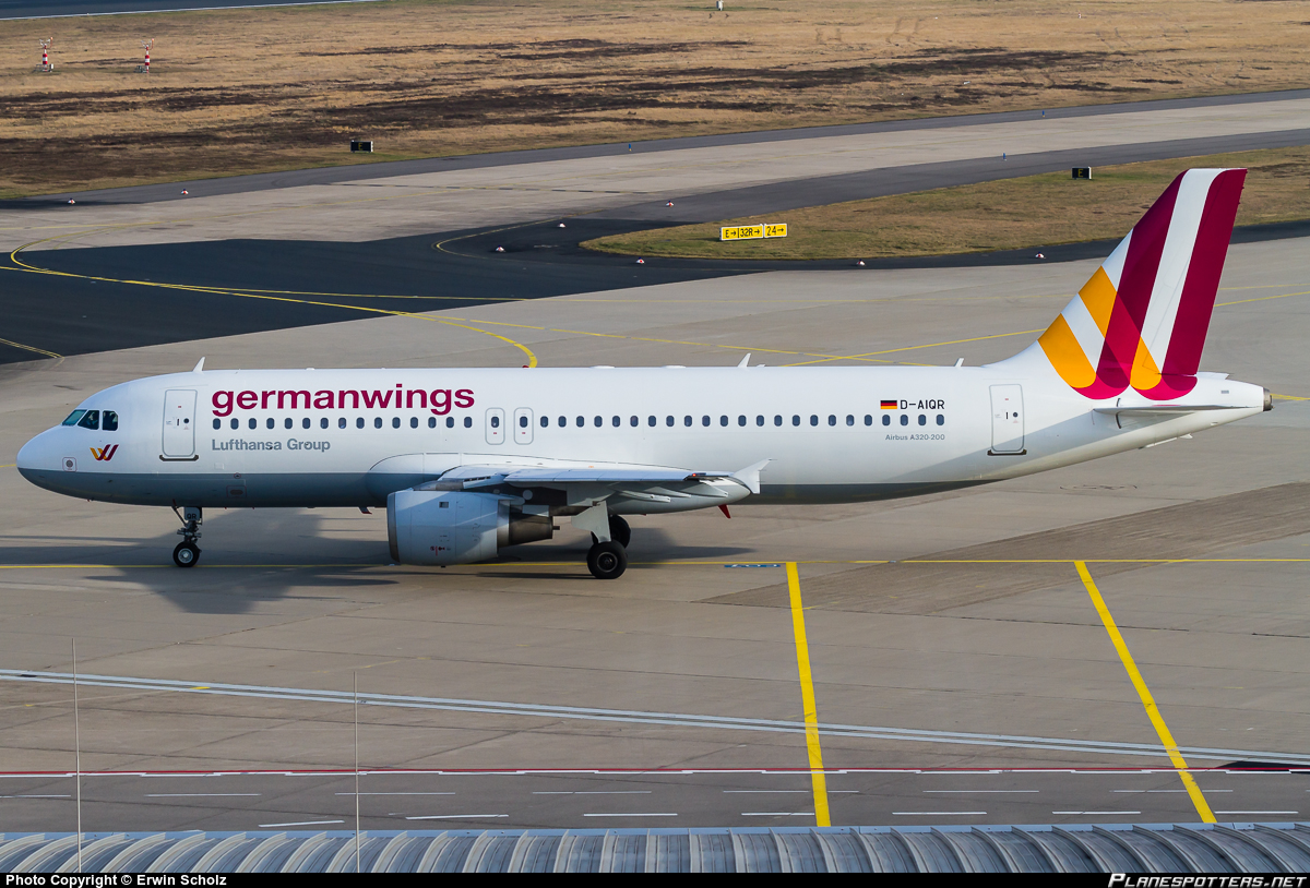Germanwings katasztrófa: Lubitz  meggondolta magát az utolsó pillanatban?