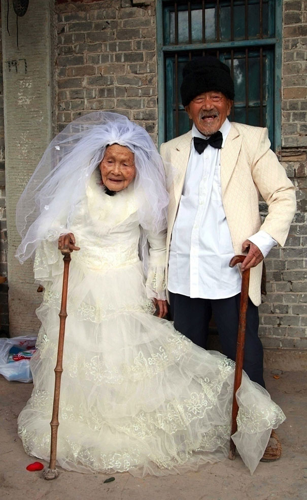 Ez a 8 fotó bizonyítja, hogy soha nem késő megházasodni