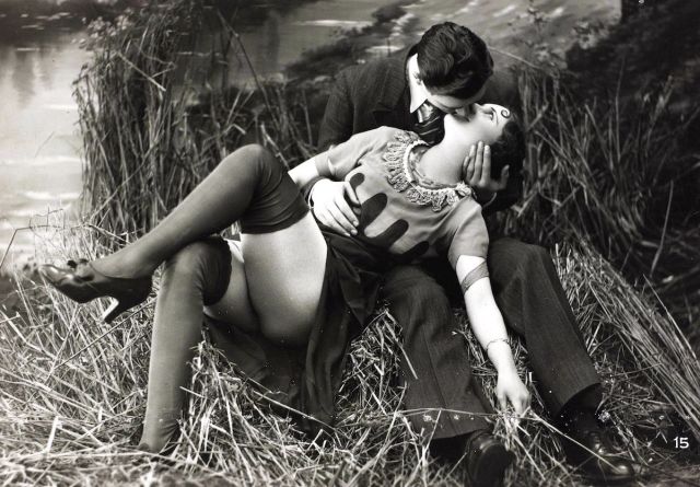 Erotikus képeslapok 1920-ból, amiktől ma már a szemünk sem rebben