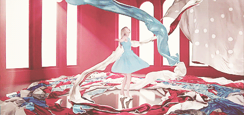 13 ok, amiért Taylor Swift a legtökéletesebbre kitalált hollywoodi celeb
