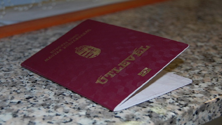 Tízezreket fizethetsz, ha nem cseréled le az útleveled