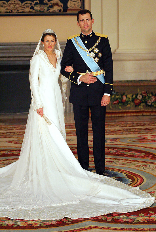 Inspirálódj! A 27 legszebb királyi esküvői ruha