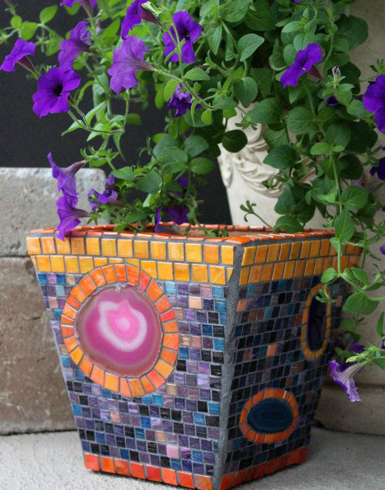 Egy gyönyörű mozaikcserép, ami bejárat mellett vagy a kertben is rendkívül jól mutat. Fotó: pinterest.com