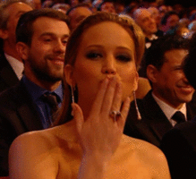 Csapó négy : Jennifer Lawrence igent mondott Chris Martinnak