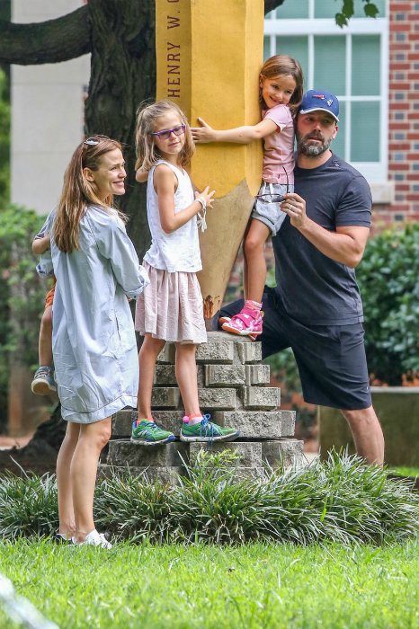 Tökéletes család: ilyen boldognak is rég láttad Ben Afflecket és Jennifer Garnert