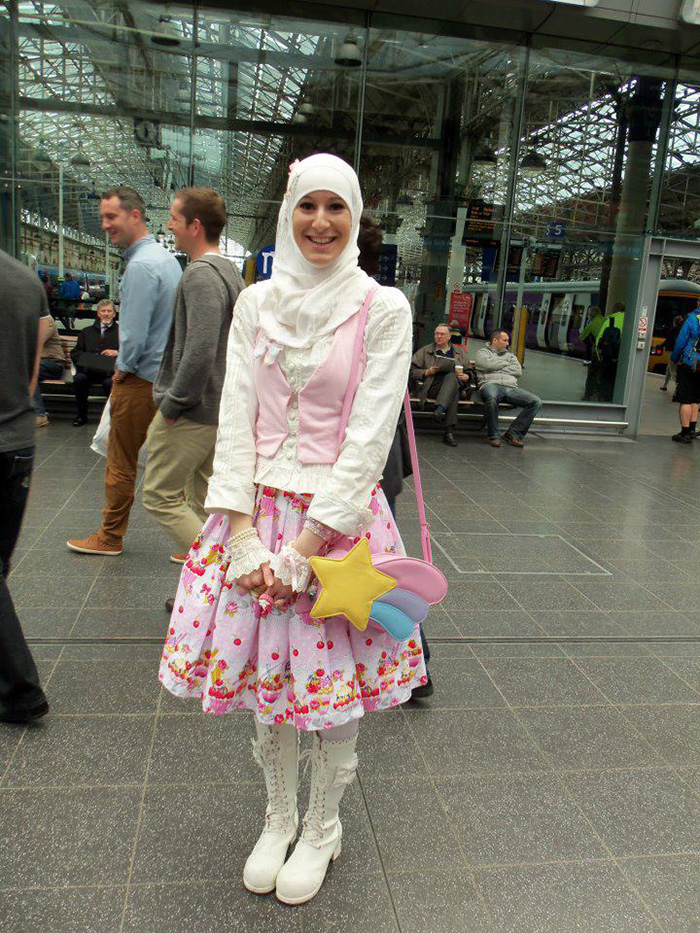 A muszlim lolita divatnál brutálabb nem lesz a héten