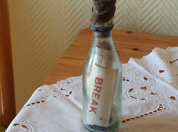 Üzenet a palackban – 108 év után találták meg