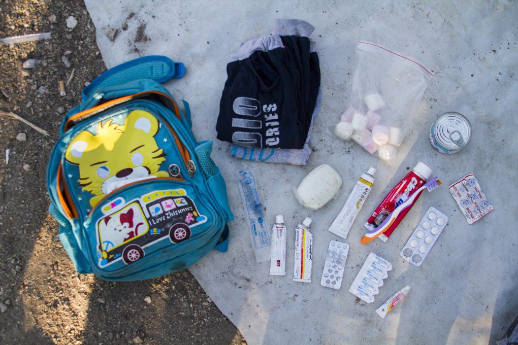 Ezt rejtik a szír menekültek táskái - fotók