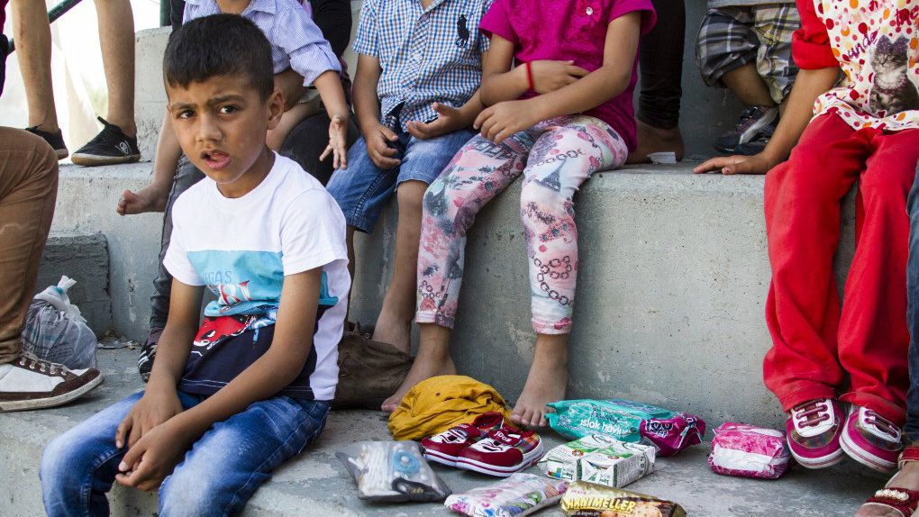 Ezt rejtik a szír menekültek táskái - fotók