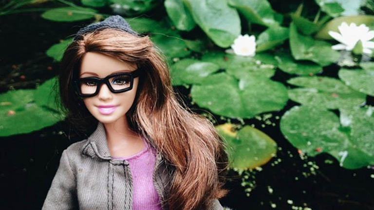 A hipszter Barbie minden, amit utálsz az Instagramon 