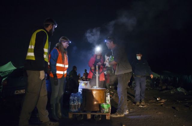 Eljutott az 1000 adag élelmiszer egyrésze a röszkei menekülttáborba