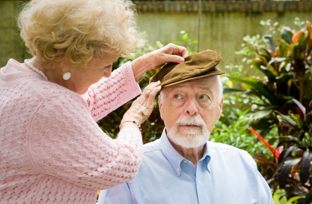 Ápolási tanácsok Alzheimer-kórban szenvedők családtagjainak