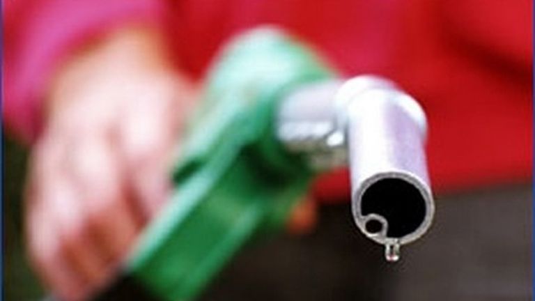 Változik a benzin ára szerdától