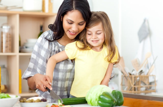 Így alakítsd a gyermeked étkezési szokásait