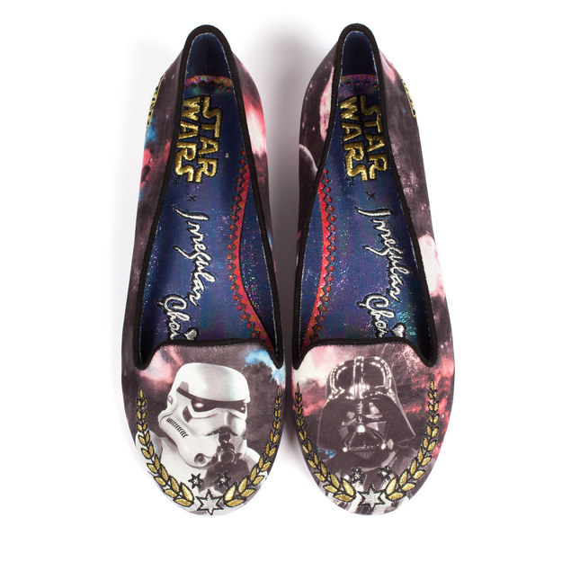Star Wars: giccses cipőket dobtak piacra az Ébredő erő premierje miatt - képek