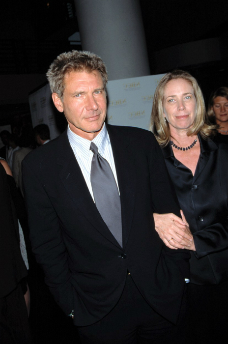 Meghalt Harrison Ford két gyerekének anyja