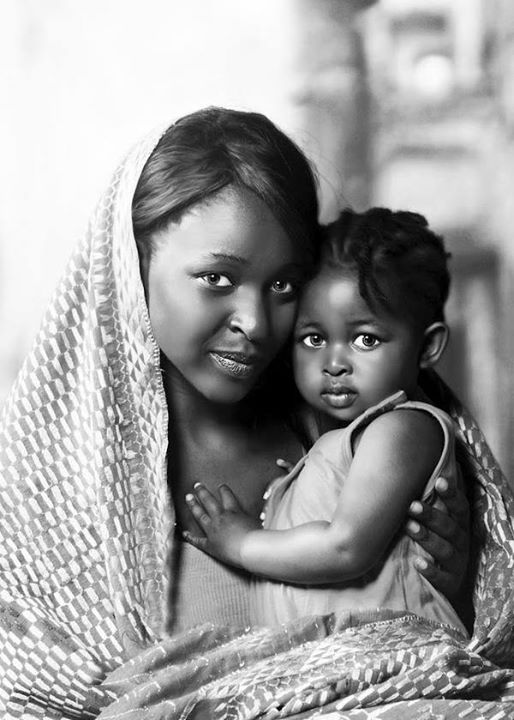 Anyák a világ körül - 17 fotó, ami a te szívedet is megérinti