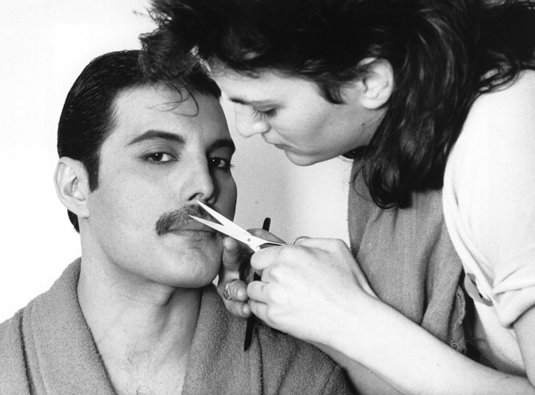 24 éve hunyt el Freddie Mercury – 10 érdekesség, amit nem tudtál a Queen énekeséről