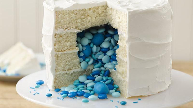 Meglepetések, amiket elrejthetsz egy torta belsejében - képek