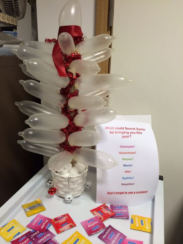 Ilyen a karácsony egy kórházban, ha kreatívak a dolgozók – vicces képek