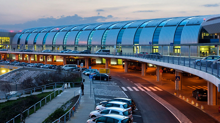 A Budapest Airport bekerült a nyolc számjegyű utast kezelő repülőterek elit klubjába
