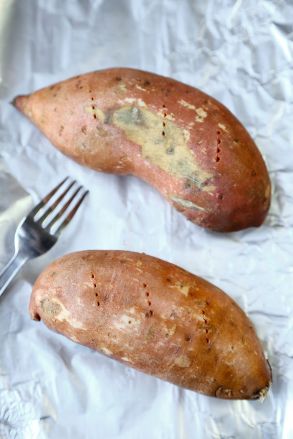 Egy olcsó ünnepi recept: baconnal töltött édesburgonya Egy olcsó ünnepi recept: baconnal töltött édesburgonya