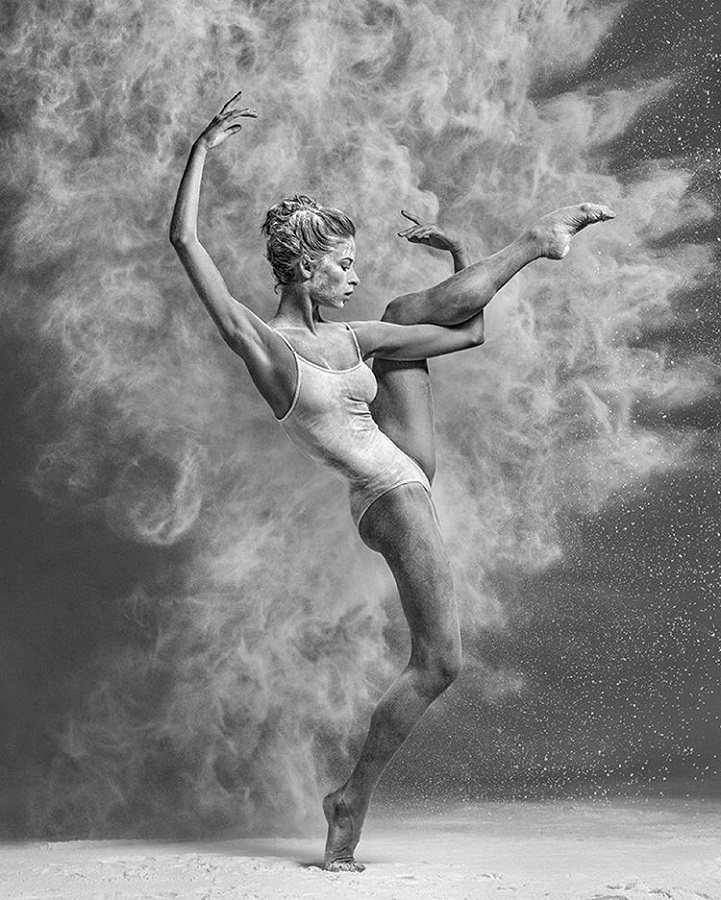 Érzéki mozdulatok: lenyűgöző fotók táncosokról