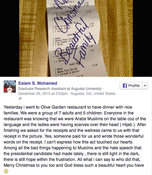 Így lepték meg a muszlim családot az étteremben