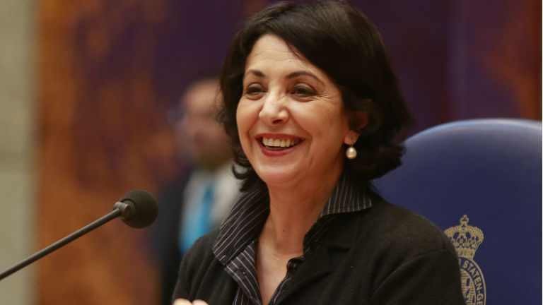 Egy marokkói származású nő lett az alsóház elnöke Hollandiában