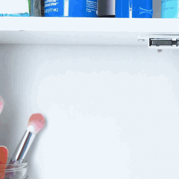 Így tud mégtöbb cuccot elnyelni a fürdőszoba polcod