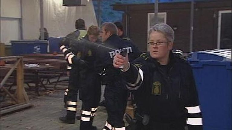 Dán rendőrnő paprikasprével - kiverte a biztosítékot a büntetés