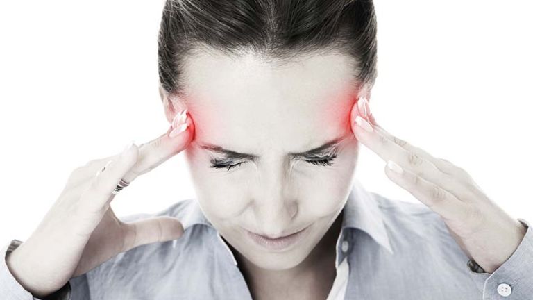 szemfájdalom és fejfájás normál látótér