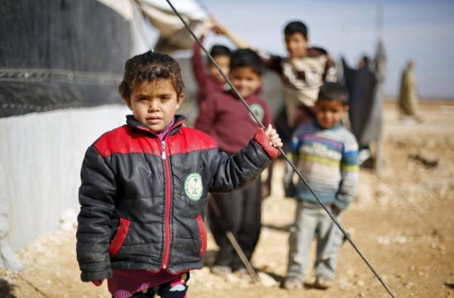 Szíriai menekült gyerekeket is dolgoztattak a Next és a H&M törökországi gyáraiban
