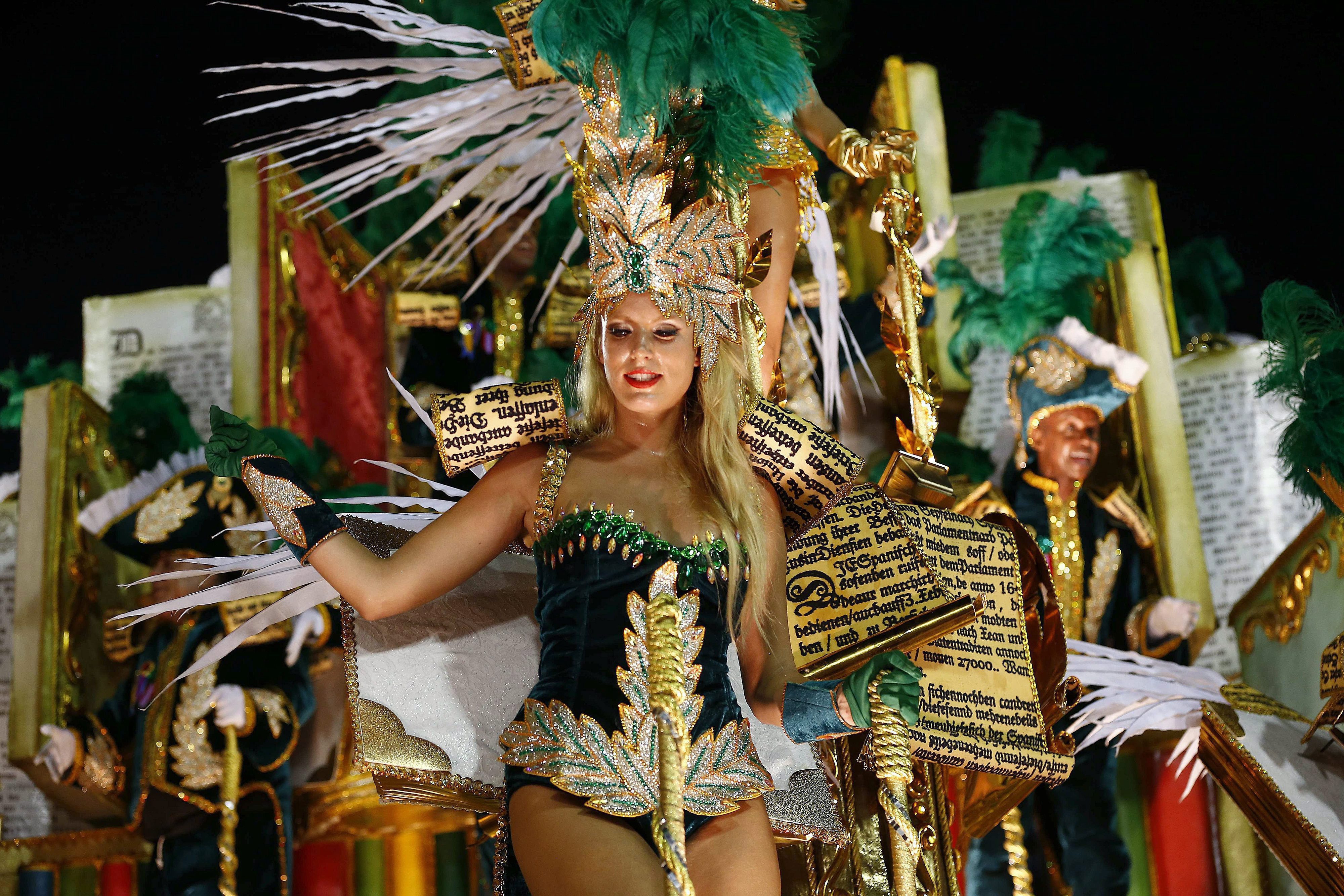 Nézegess képeket a Riói karneválról