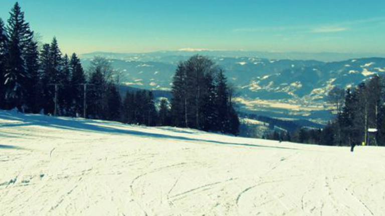 Jó hír a téli sportok szerelmeseinek: ismét lehet síelni a Bükkben